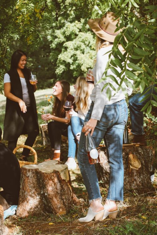 How to Organize Successful Sign-Up Parties for School Auctions